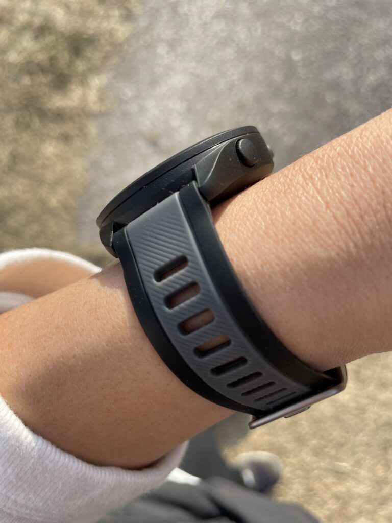 ガーミン　forerunner165